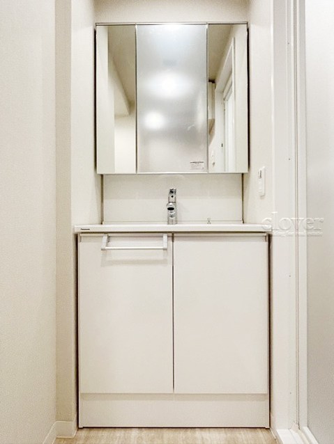 apartment 東京都渋谷区神宮前４丁目11-6　プレファス表参道7F