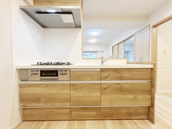apartment 東京都渋谷区神宮前４丁目11-6　プレファス表参道7F