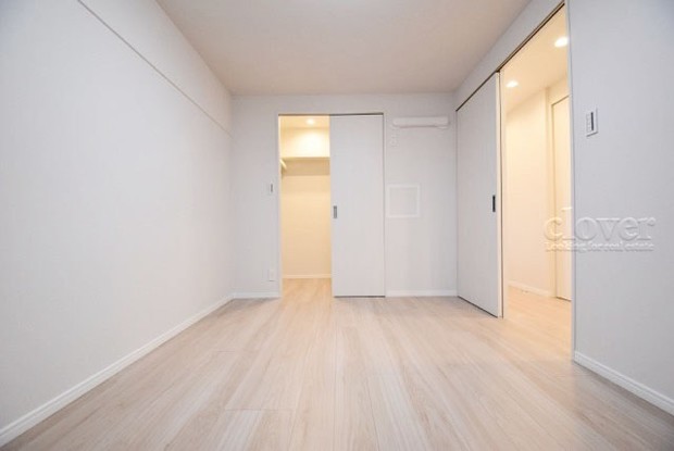 apartment 東京都渋谷区神宮前４丁目11-6　プレファス表参道7F