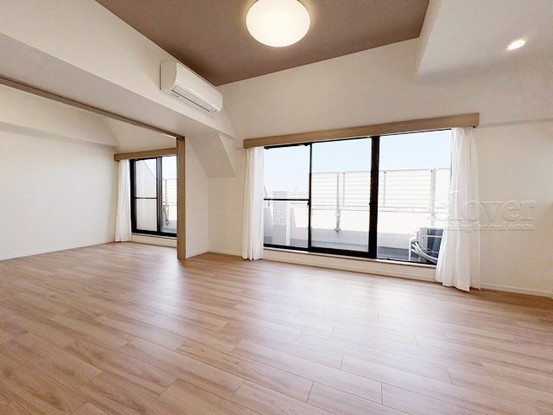 apartment 東京都渋谷区神宮前４丁目11-6　プレファス表参道7F