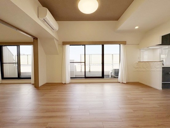 apartment 東京都渋谷区神宮前４丁目11-6　プレファス表参道7F