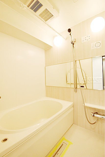 apartment 東京都渋谷区神宮前４丁目11-6　プレファス表参道7F