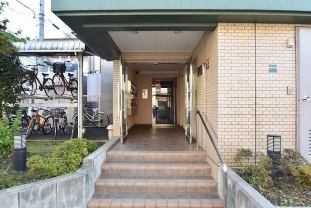 apartment 東京都渋谷区神宮前４丁目11-6　プレファス表参道7F