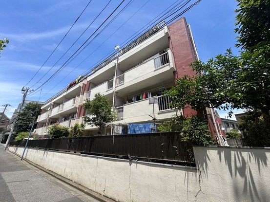 apartment 東京都渋谷区神宮前４丁目11-6　プレファス表参道7F