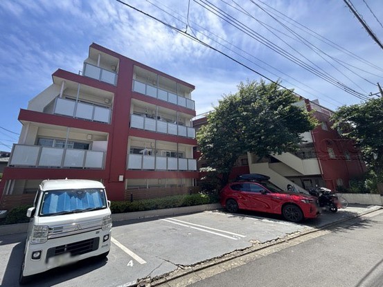 apartment 東京都渋谷区神宮前４丁目11-6　プレファス表参道7F