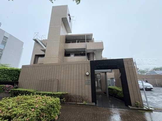 apartment 東京都渋谷区神宮前４丁目11-6　プレファス表参道7F