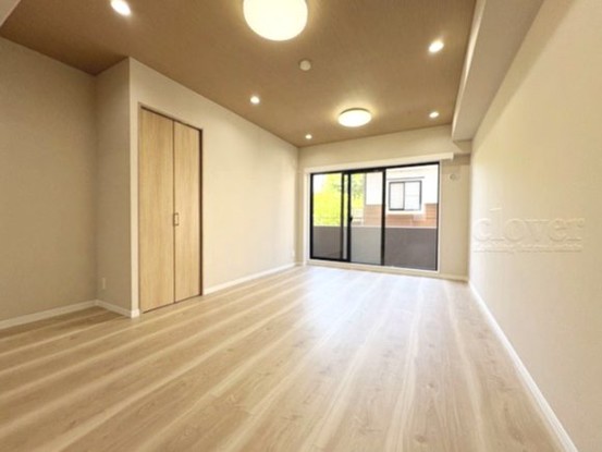 apartment 東京都渋谷区神宮前４丁目11-6　プレファス表参道7F