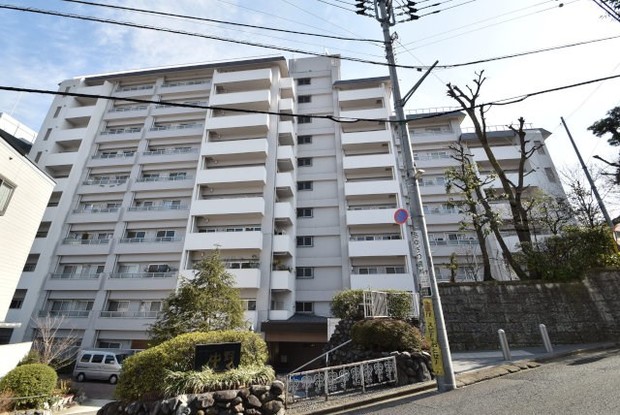 apartment 東京都渋谷区神宮前４丁目11-6　プレファス表参道7F