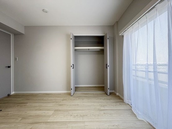 apartment 東京都渋谷区神宮前４丁目11-6　プレファス表参道7F
