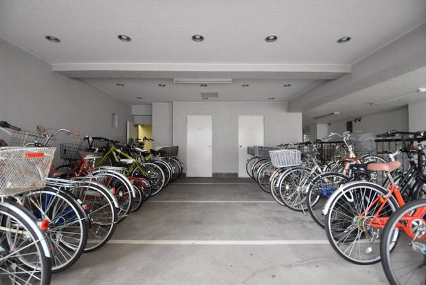 apartment 東京都渋谷区神宮前４丁目11-6　プレファス表参道7F