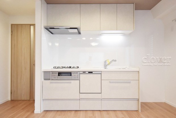 apartment 東京都渋谷区神宮前４丁目11-6　プレファス表参道7F