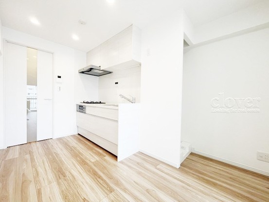 apartment 東京都渋谷区神宮前４丁目11-6　プレファス表参道7F