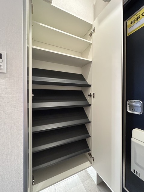 apartment 東京都渋谷区神宮前４丁目11-6　プレファス表参道7F