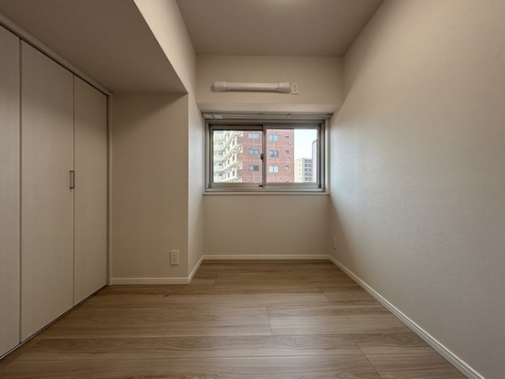 apartment 東京都渋谷区神宮前４丁目11-6　プレファス表参道7F