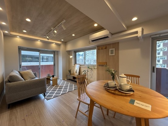 apartment 東京都渋谷区神宮前４丁目11-6　プレファス表参道7F