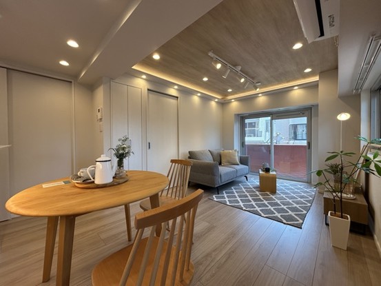 apartment 東京都渋谷区神宮前４丁目11-6　プレファス表参道7F