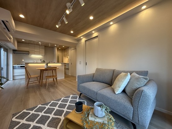 apartment 東京都渋谷区神宮前４丁目11-6　プレファス表参道7F