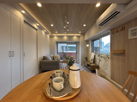 apartment 東京都渋谷区神宮前４丁目11-6　プレファス表参道7F