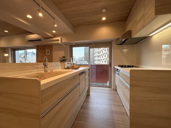 apartment 東京都渋谷区神宮前４丁目11-6　プレファス表参道7F