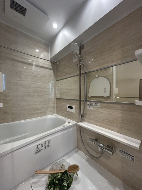apartment 東京都渋谷区神宮前４丁目11-6　プレファス表参道7F