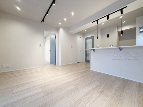 apartment 東京都渋谷区神宮前４丁目11-6　プレファス表参道7F
