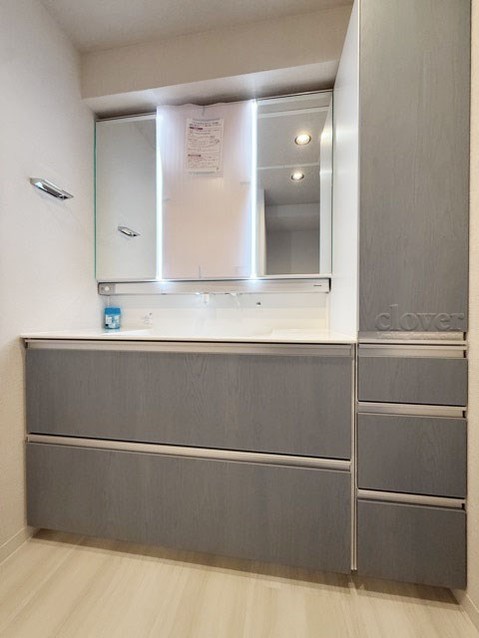 apartment 東京都渋谷区神宮前４丁目11-6　プレファス表参道7F