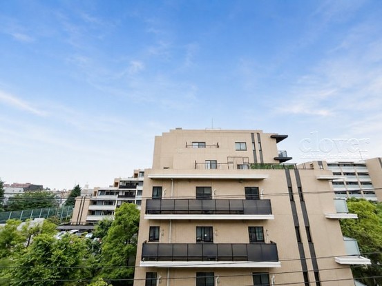 apartment 東京都渋谷区神宮前４丁目11-6　プレファス表参道7F
