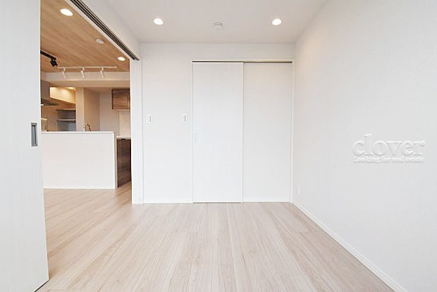 apartment 東京都渋谷区神宮前４丁目11-6　プレファス表参道7F