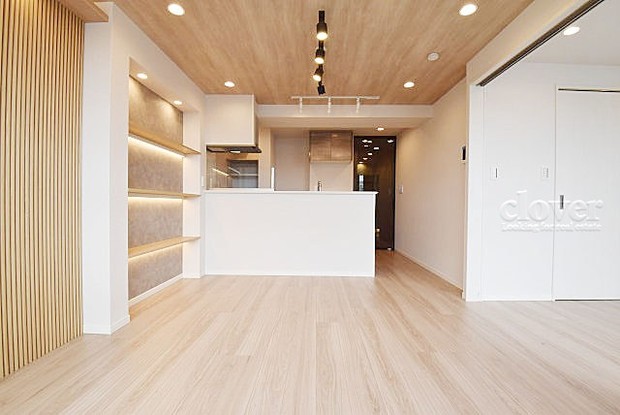 apartment 東京都渋谷区神宮前４丁目11-6　プレファス表参道7F