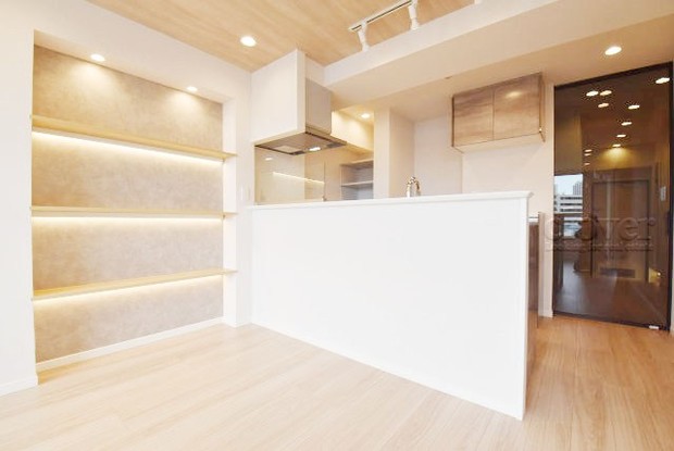 apartment 東京都渋谷区神宮前４丁目11-6　プレファス表参道7F