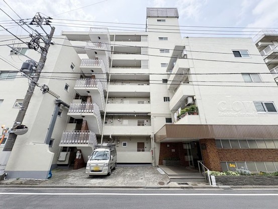 apartment 東京都渋谷区神宮前４丁目11-6　プレファス表参道7F