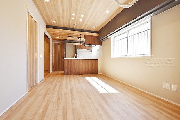 apartment 東京都渋谷区神宮前４丁目11-6　プレファス表参道7F
