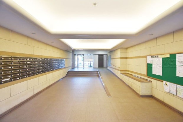 apartment 東京都渋谷区神宮前４丁目11-6　プレファス表参道7F