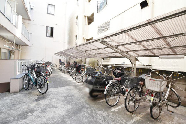 apartment 東京都渋谷区神宮前４丁目11-6　プレファス表参道7F