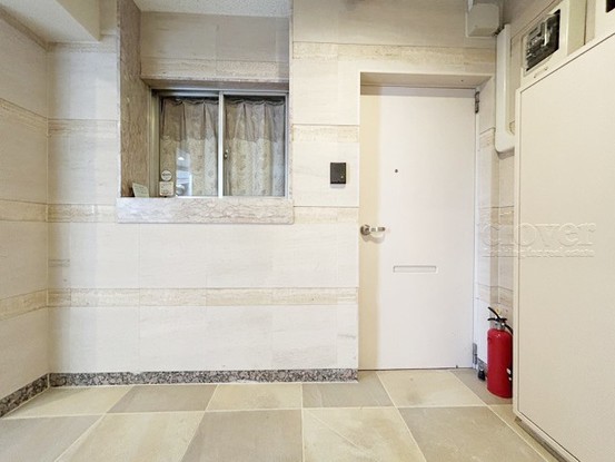 apartment 東京都渋谷区神宮前４丁目11-6　プレファス表参道7F