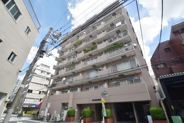 apartment 東京都渋谷区神宮前４丁目11-6　プレファス表参道7F