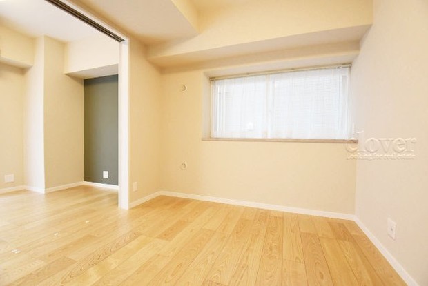 apartment 東京都渋谷区神宮前４丁目11-6　プレファス表参道7F