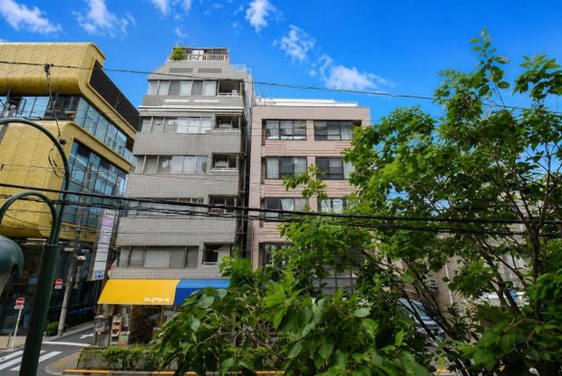 apartment 東京都渋谷区神宮前４丁目11-6　プレファス表参道7F