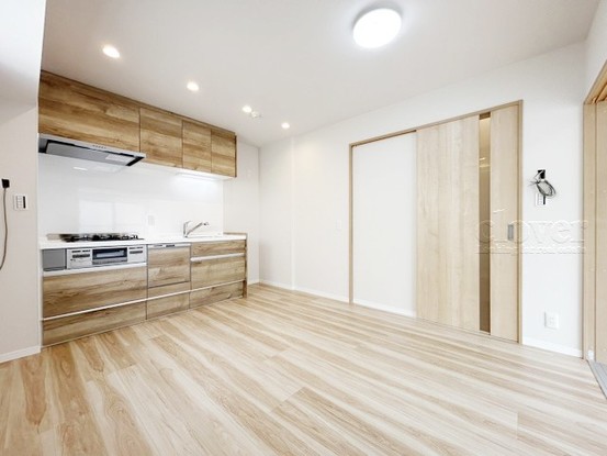 apartment 東京都渋谷区神宮前４丁目11-6　プレファス表参道7F