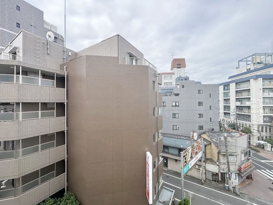 apartment 東京都渋谷区神宮前４丁目11-6　プレファス表参道7F