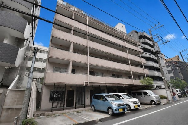 apartment 東京都渋谷区神宮前４丁目11-6　プレファス表参道7F