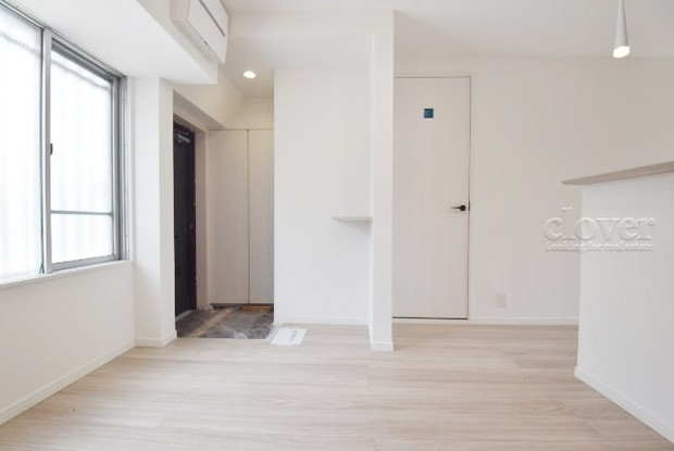 apartment 東京都渋谷区神宮前４丁目11-6　プレファス表参道7F