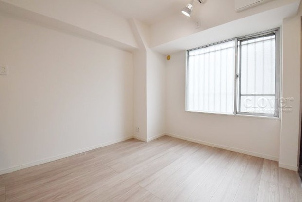 apartment 東京都渋谷区神宮前４丁目11-6　プレファス表参道7F