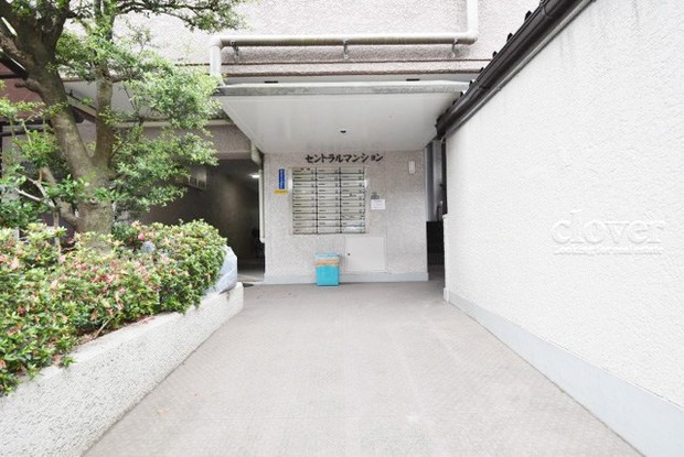 apartment 東京都渋谷区神宮前４丁目11-6　プレファス表参道7F