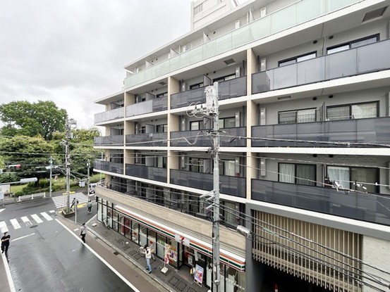 apartment 東京都渋谷区神宮前４丁目11-6　プレファス表参道7F