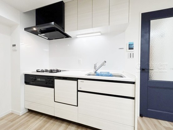 apartment 東京都渋谷区神宮前４丁目11-6　プレファス表参道7F