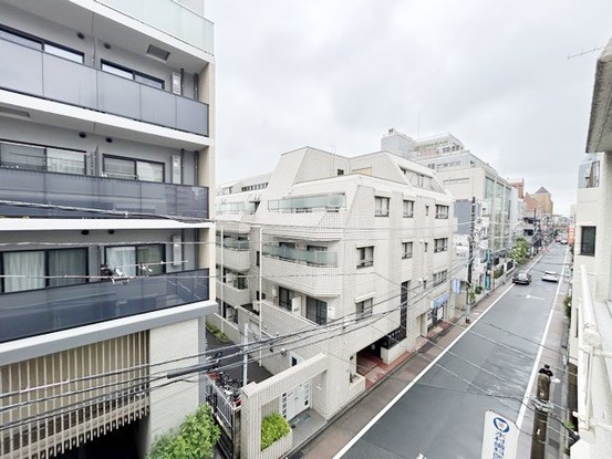apartment 東京都渋谷区神宮前４丁目11-6　プレファス表参道7F