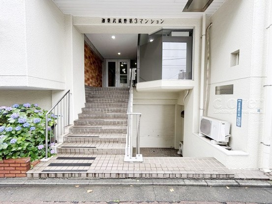 apartment 東京都渋谷区神宮前４丁目11-6　プレファス表参道7F