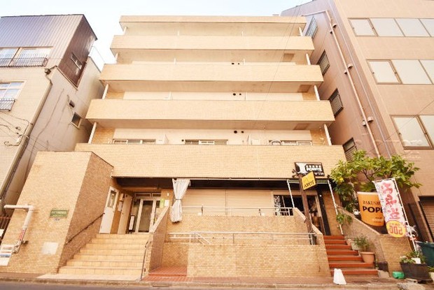 apartment 東京都渋谷区神宮前４丁目11-6　プレファス表参道7F