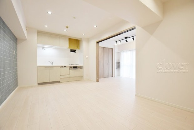 apartment 東京都渋谷区神宮前４丁目11-6　プレファス表参道7F